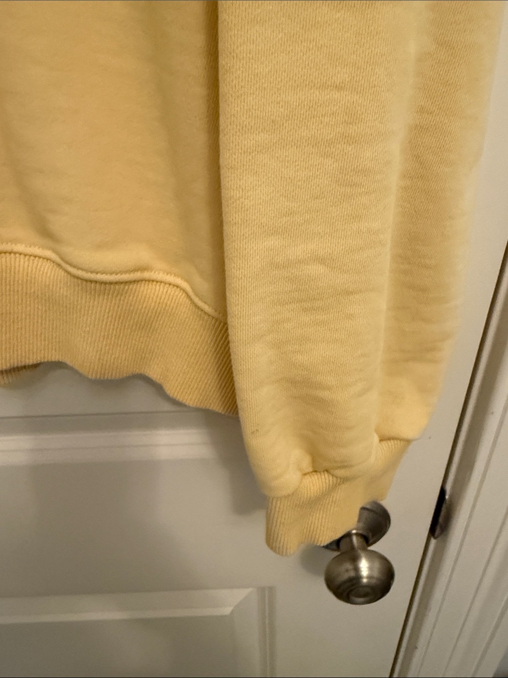 Parke Classic Mockneck in yellow - Picture 5 of 5